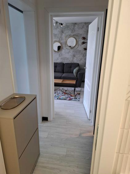 Garsonieră decomandată în Central