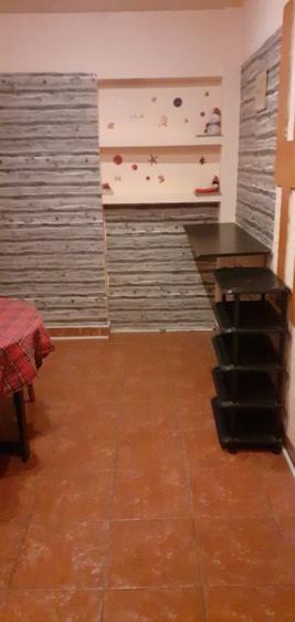 Garsonieră decomandată în Păcii