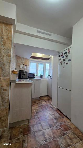 Apartament cu 3 camere decomandat în Frumoasa