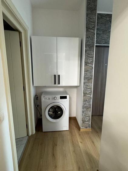 Apartament cu 2 camere decomandat în 9 Mai