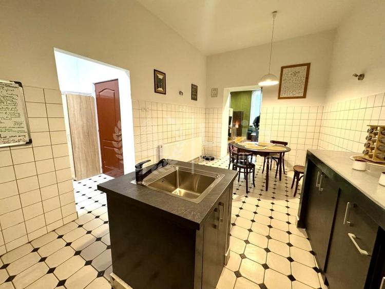 Apartament cu 2 camere 71mp la cheie | Etaj 1 | 2 Parcari | Centru - 9