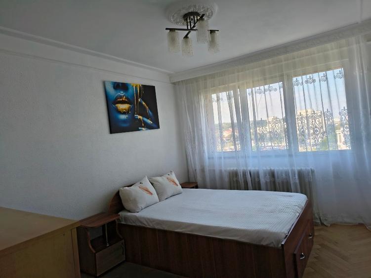 Apartament cu 2 camere semidecomandat, mobilat în Nicolina