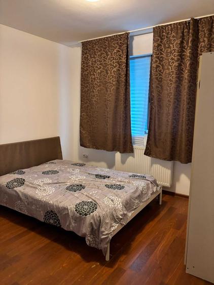 Apartament cu 2 camere decomandat în Roșu