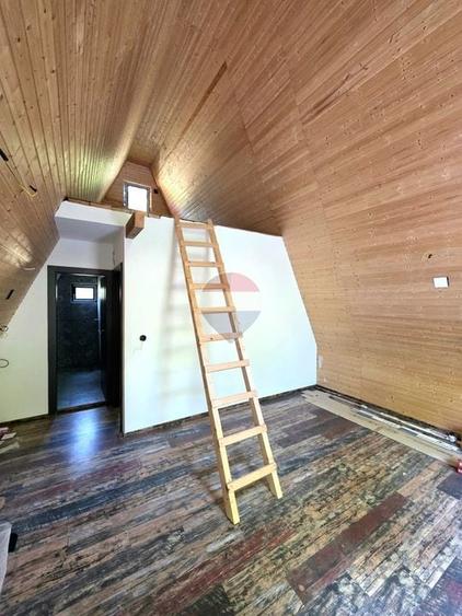 Casă individuală cu 3 camere cu Teren 2793 Mp în Gura Siriului