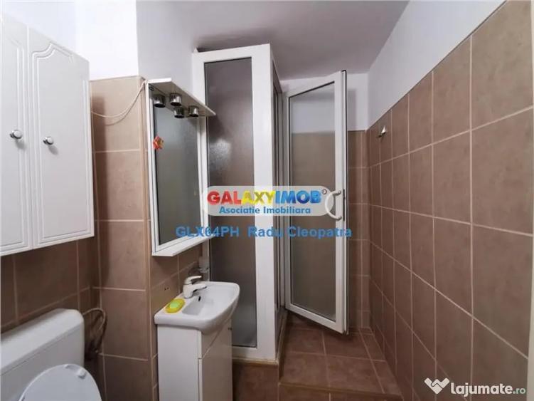 Apartament cu 2 camere semidecomandat în Enachiță Văcărescu