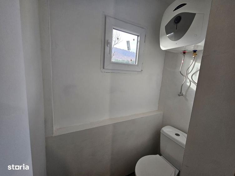 Casă cu 3 camere în Trăisteni