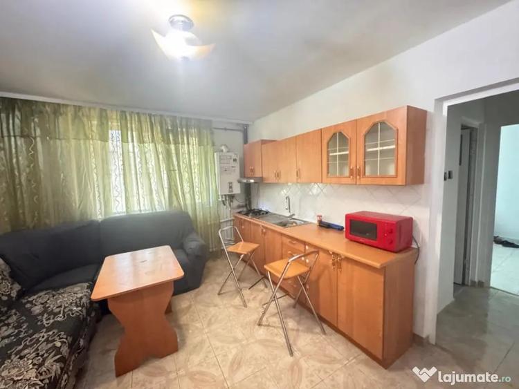 Apartament cu 2 camere semidecomandat în Abator