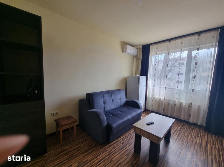 Garsonieră în Poarta 6