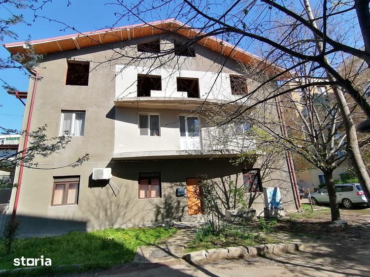 Casă cu Teren 80 Mp în Central