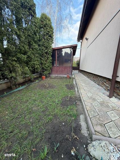 Vand Casa Deosebita in Crtier Rezidential Serbanesti - 18