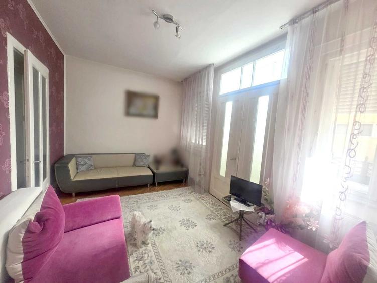 Casă cu 4 camere în Ultracentral