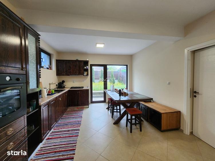 Casa de vanzare 120mp utili, 3 bai zona Valea Adanca-Mega Image - 7