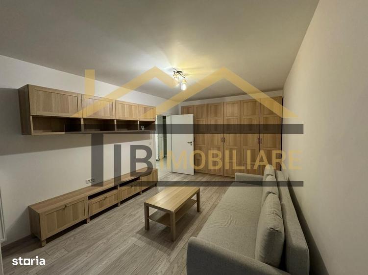 Apartament cu 3 camere decomandat, mobilat în Central