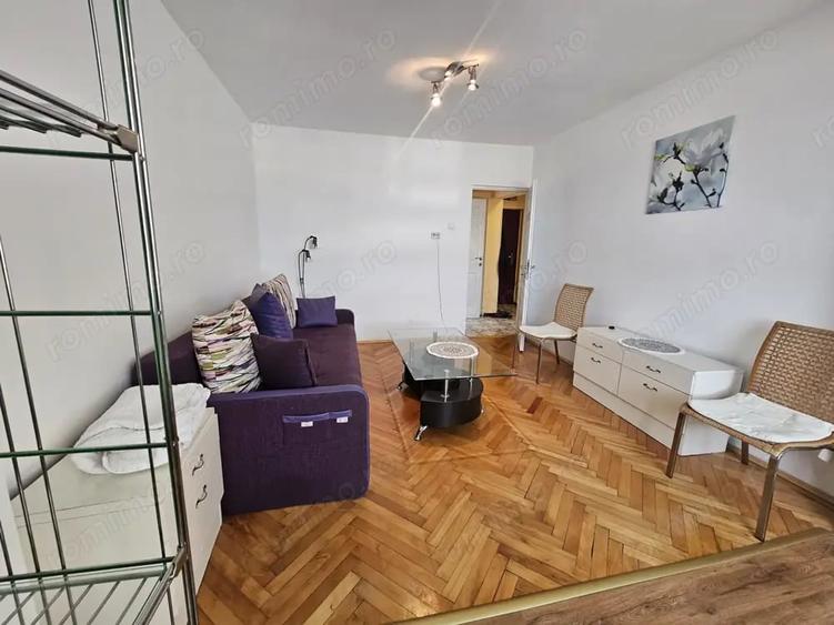 Apartament cu 2 camere decomandat în Zamfirescu