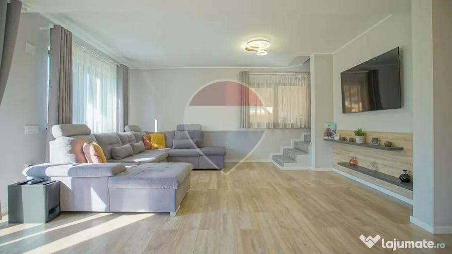Casă cu 4 camere cu Teren 400 Mp în Tărlungeni