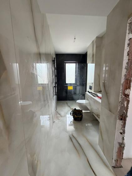 Casă individuală cu 4 camere cu Canalizare în Giroc