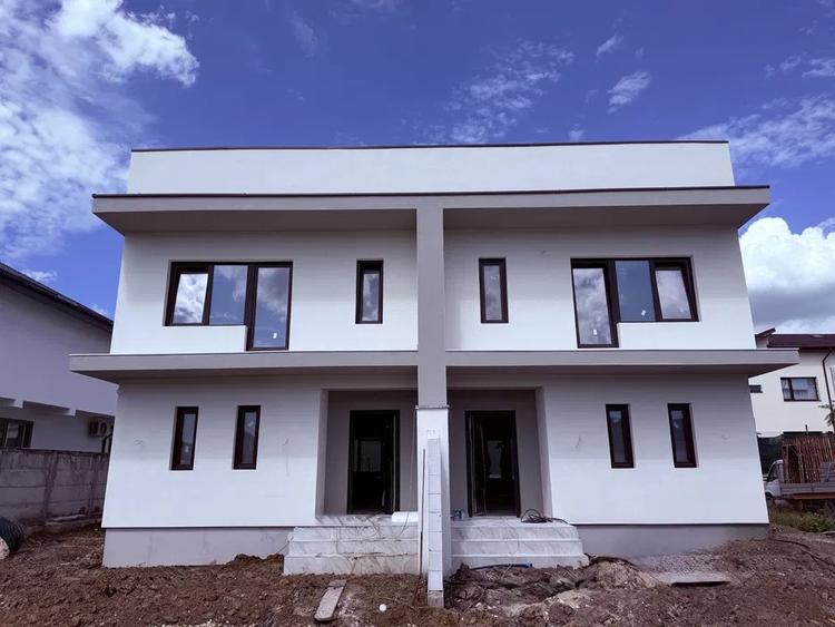 Duplex cu 4 camere cu Canalizare în Bragadiru