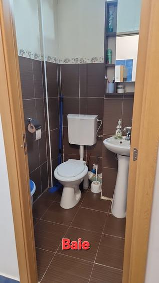 Apartament cu 3 camere nedecomandat în Zimbru