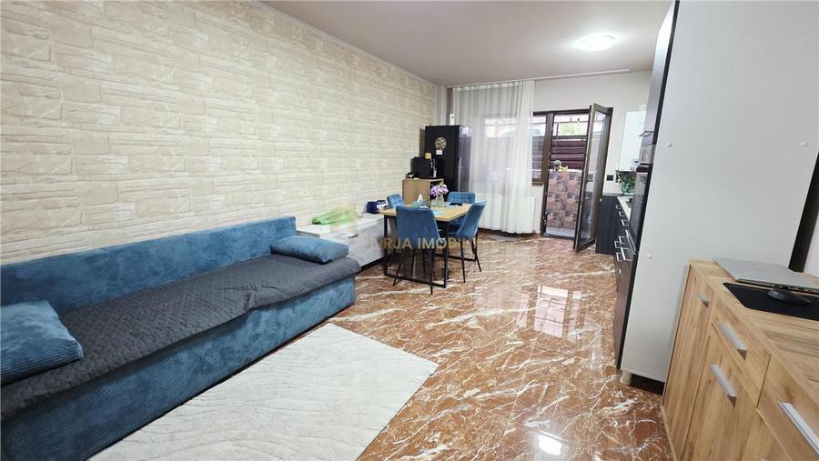 Apartament cu 2 camere decomandat, mobilat în Florești