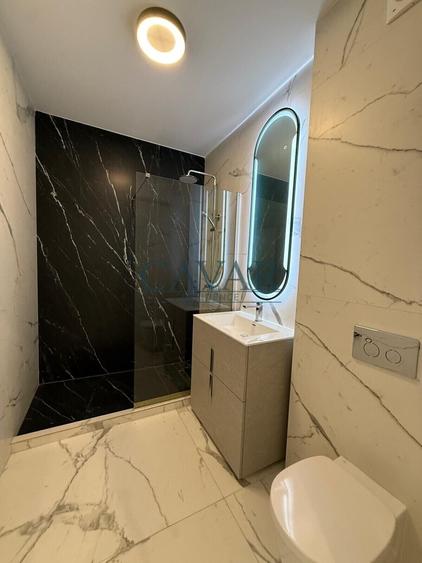 Apartament cu 3 camere decomandat în Olteniței