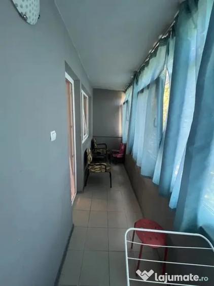 Apartament cu 2 camere decomandat, mobilat în Tomis Nord