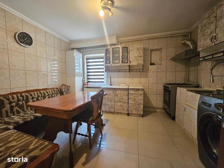 Apartament cu 2 camere decomandat în Teilor