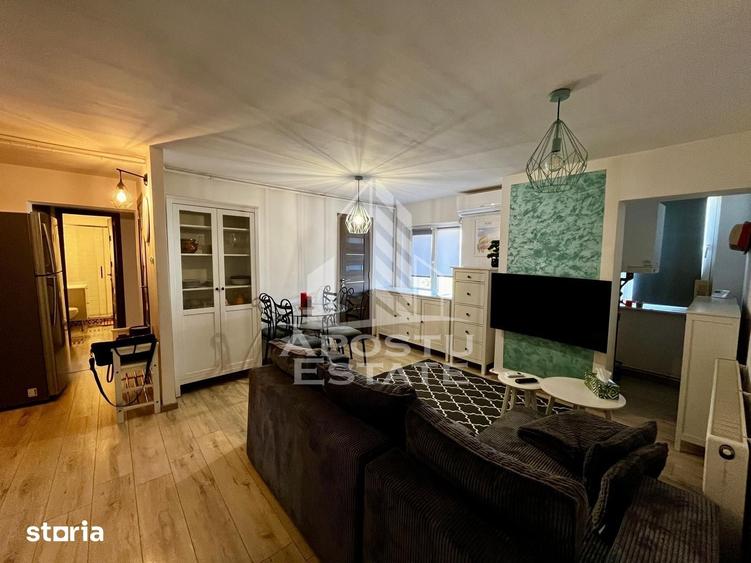Apartament cu 3 camere decomandat, mobilat în Bucovina
