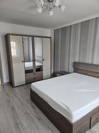 Garsonieră decomandată în Central