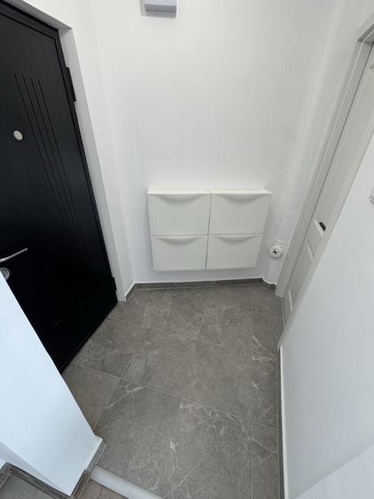 Garsonieră decomandată în Căzănești (Ghioroiu)