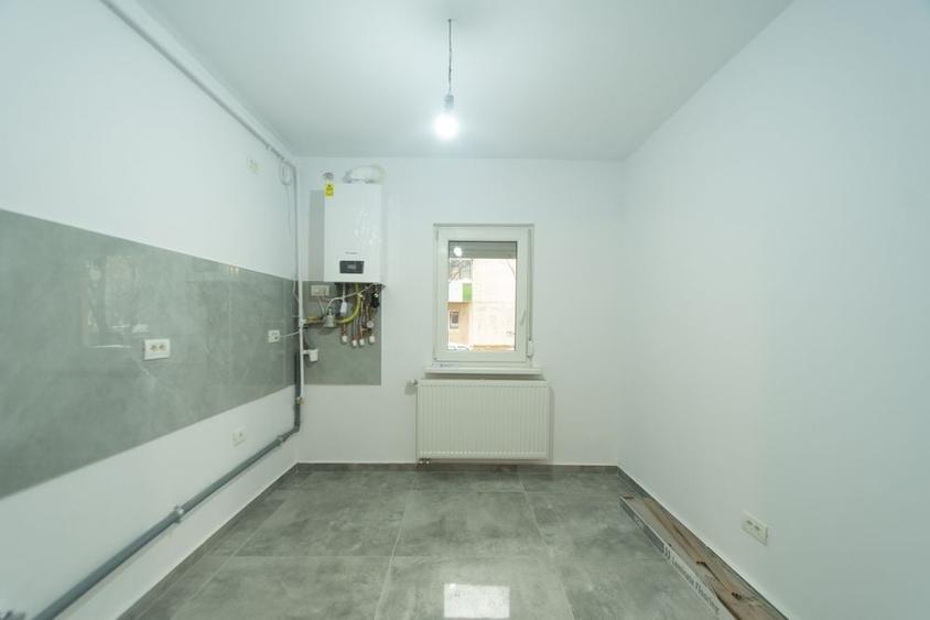 Apartament cu 2 camere decomandat în Soarelui
