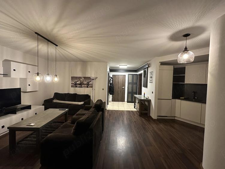 Apartament cu 2 camere decomandat în Soarelui