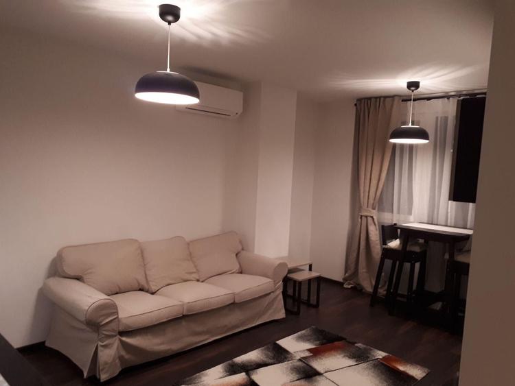 Apartament cu 2 camere decomandat în Spitalul Județean