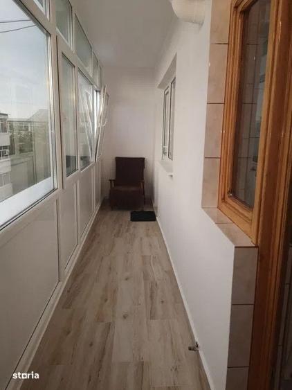 Apartament cu 3 camere decomandat în Obor