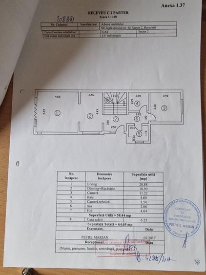 Casă individuală cu 5 camere cu Canalizare în Tei