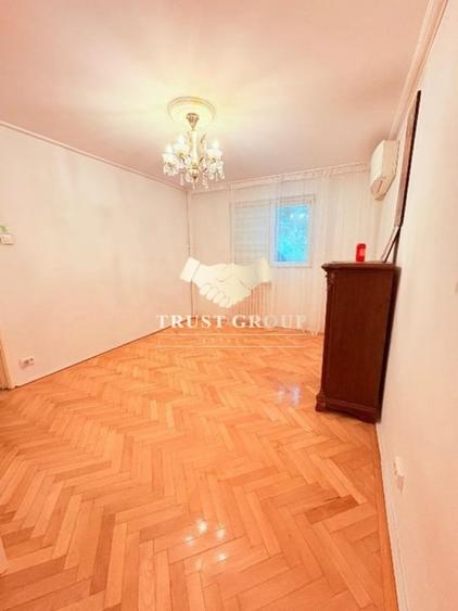 Apartament cu 2 camere decomandat în Polonă