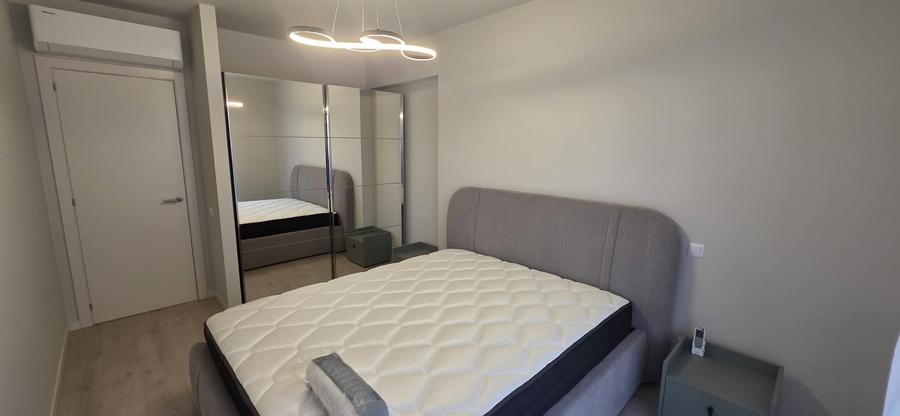 Apartament cu 2 camere decomandat în Drumul Taberei