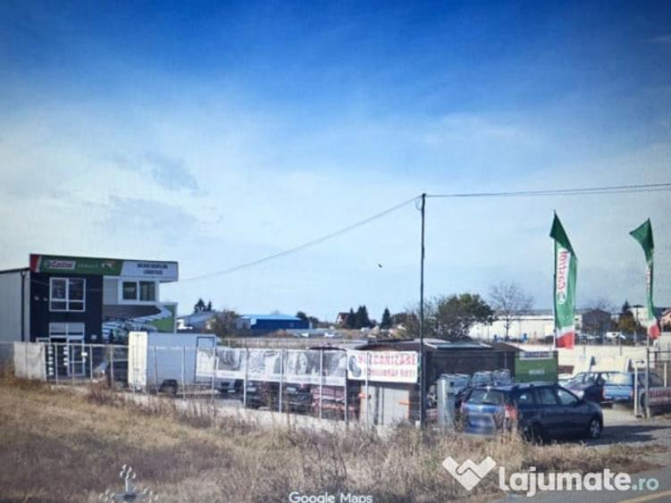 Spațiu comercial, de 350 mp, în Periferie