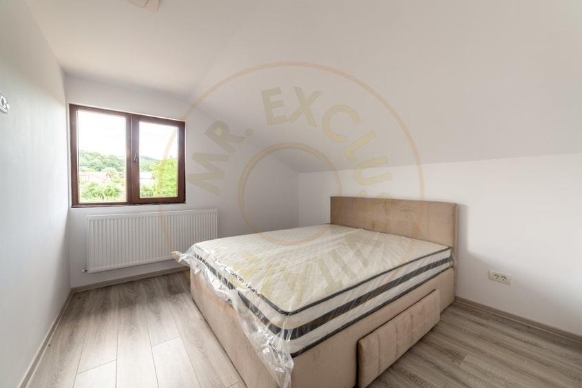 Casă cu 6 camere cu Teren 640 Mp în Exterior Sud