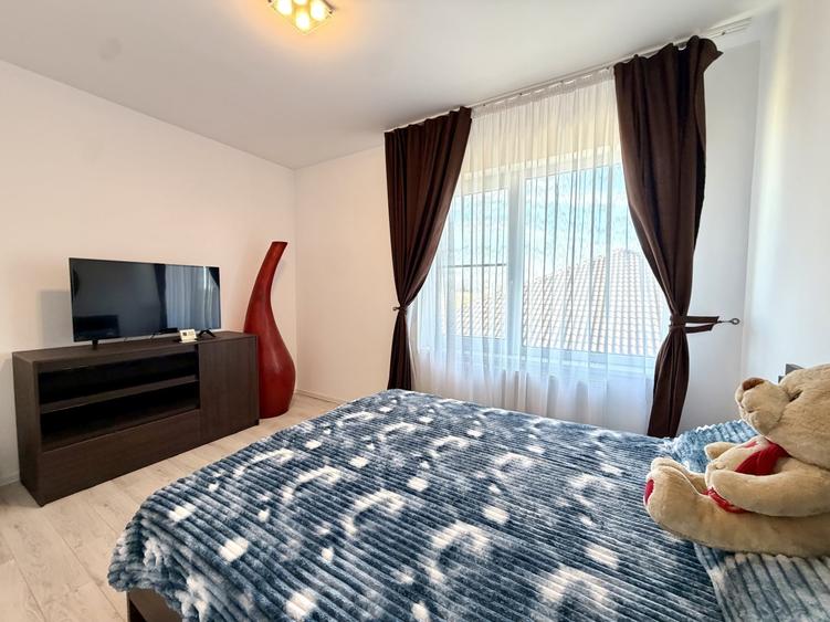 Duplex cu 4 camere cu Piscina în Dumbrăvița