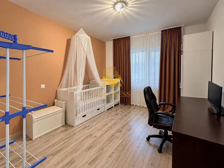 Apartament cu 3 camere semidecomandat, mobilat în Florești
