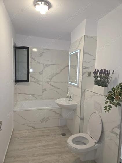 Apartament cu 2 camere decomandat în Aradului
