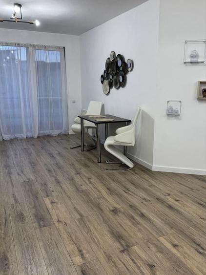 Apartament cu 2 camere în Florești