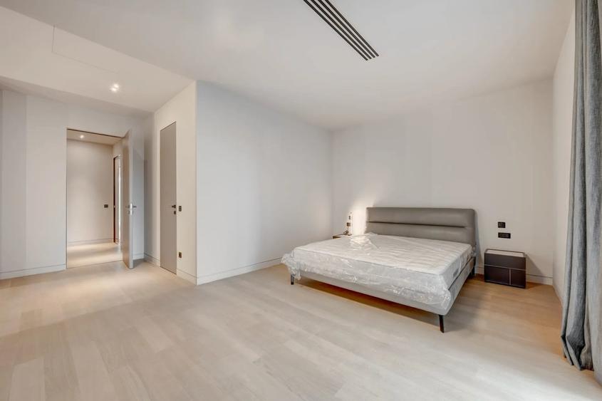 Apartament cu 3 camere decomandat în Floreasca