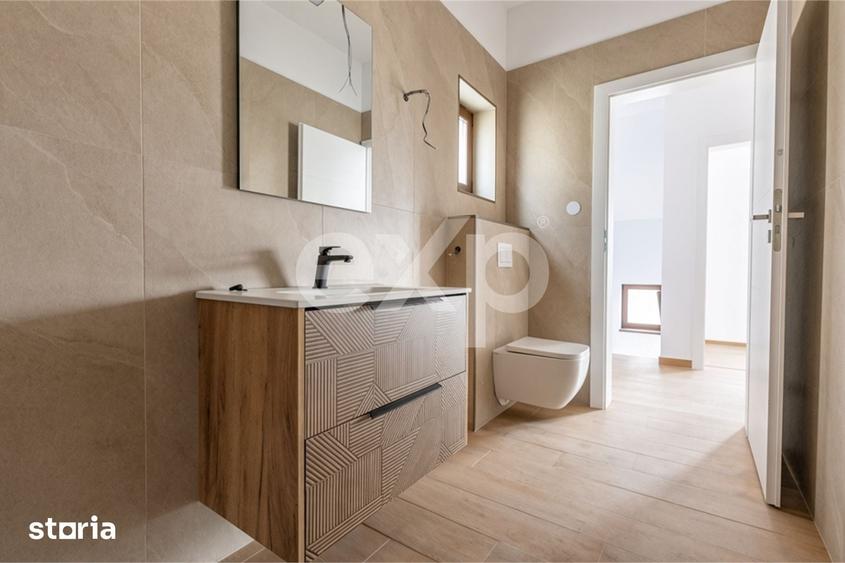 Casă cu 4 camere cu Teren 360 Mp în Sânandrei
