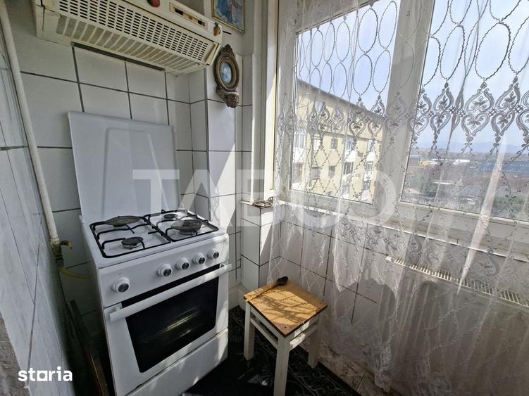 Apartament cu 2 camere decomandat, mobilat în Lazaret