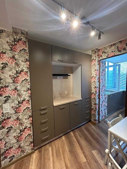 Apartament cu 2 camere decomandat în Colentina