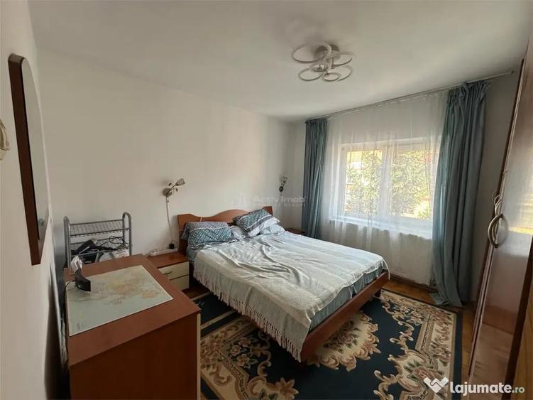 Apartament cu 3 camere decomandat în Central