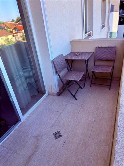 Apartament cu 2 camere semidecomandat, mobilat în Aradului