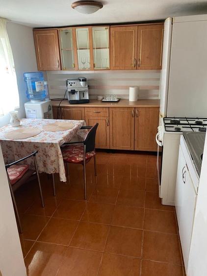 Casă cu 2 camere în Dezmir
