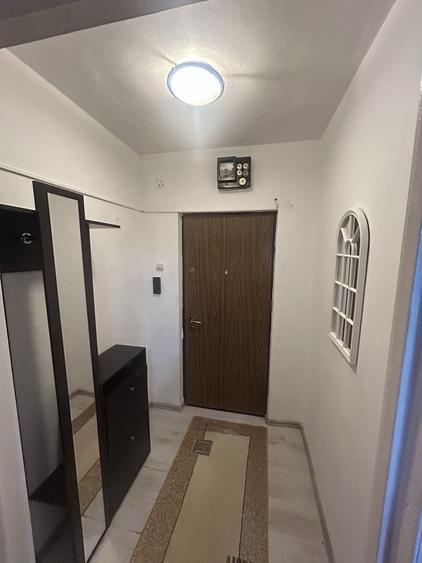 Apartament cu 2 camere semidecomandat în 1 Decembrie 1918